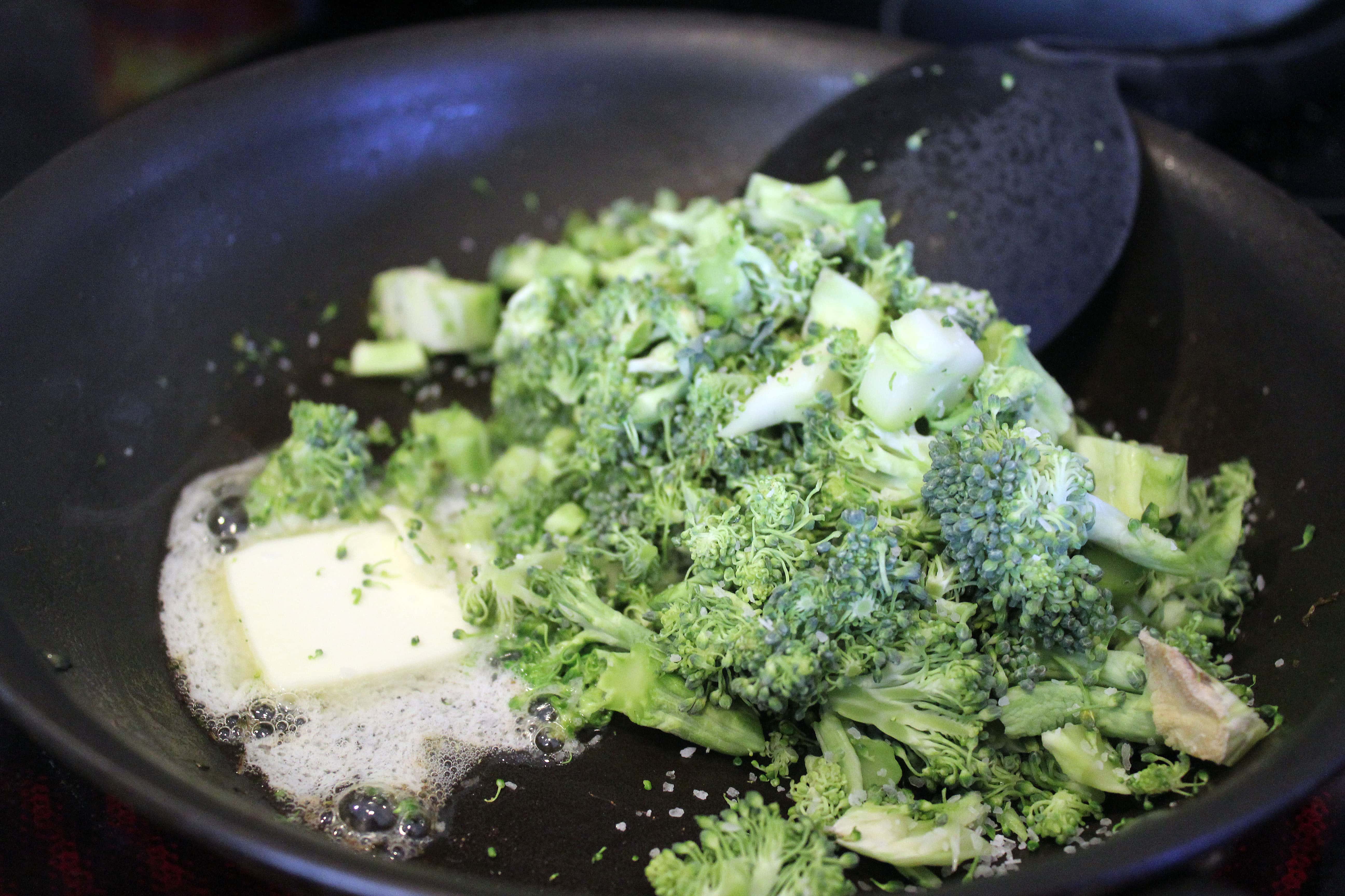 Sautee butter and broccoli