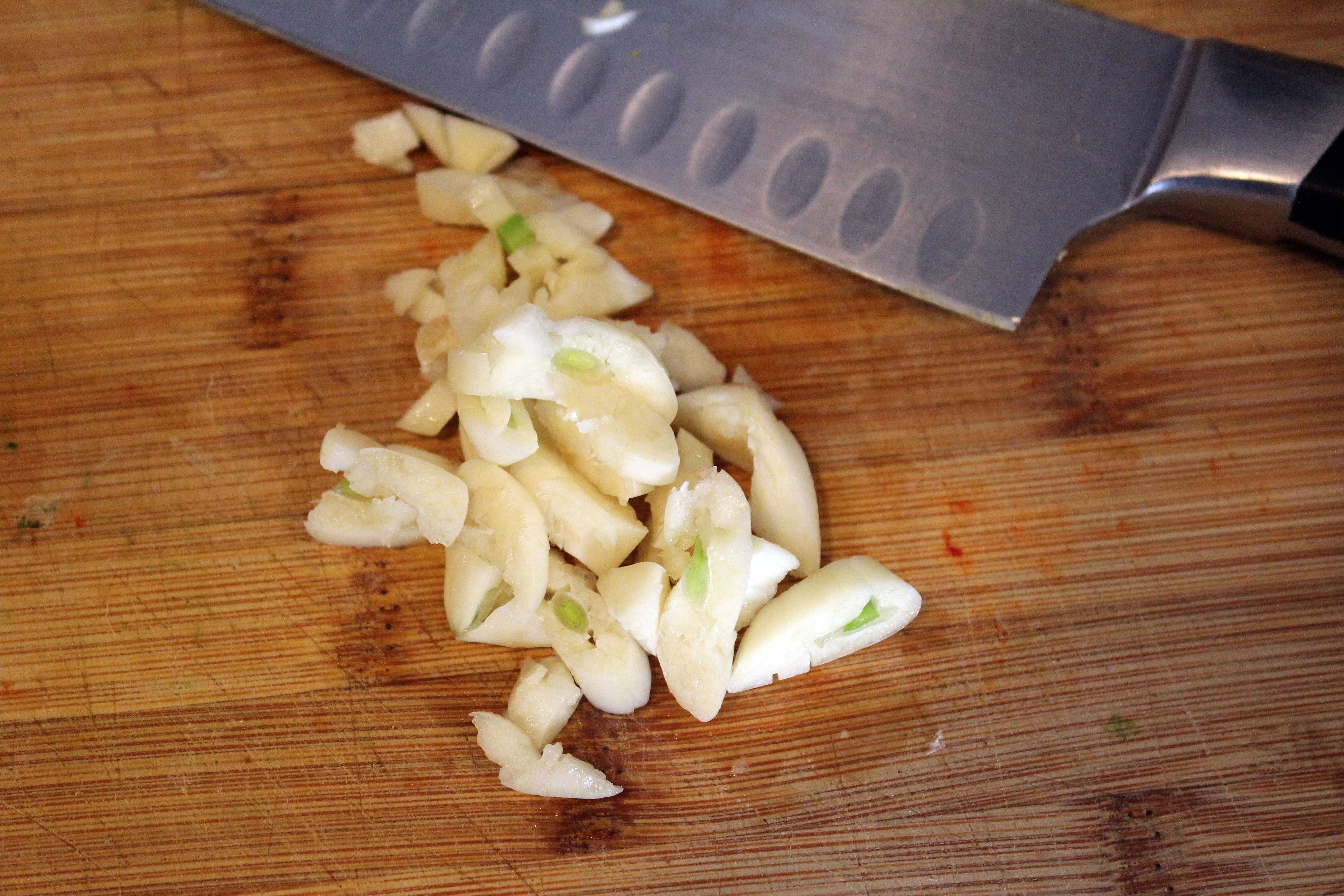 Roughly chop garlic