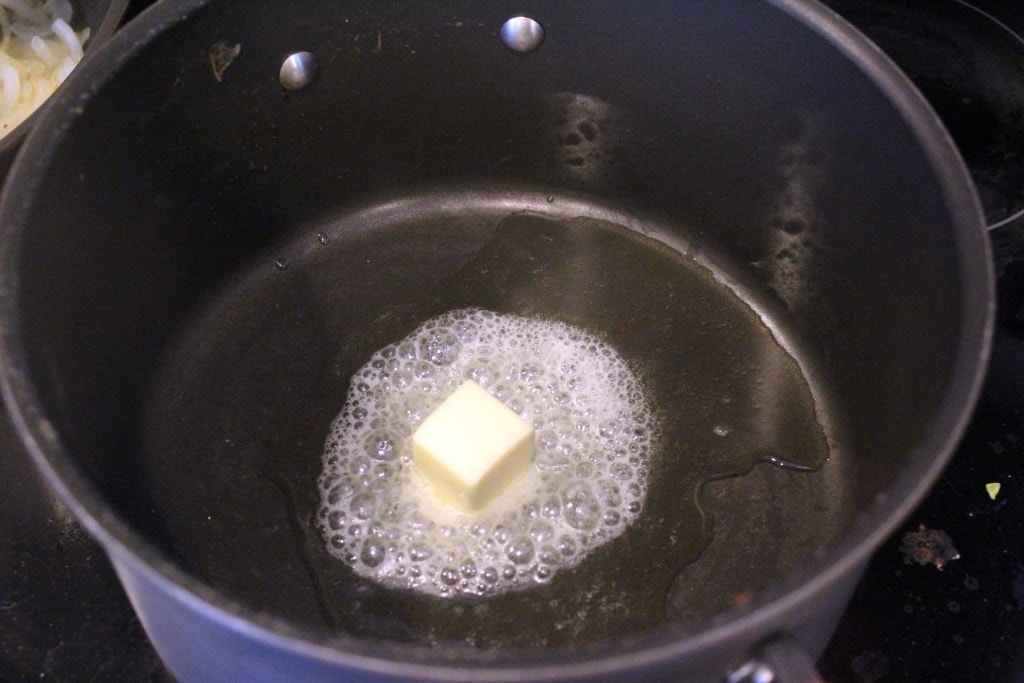 Add butter and oil to pot