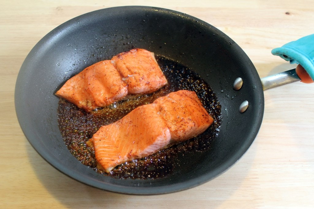 Broiled salmon