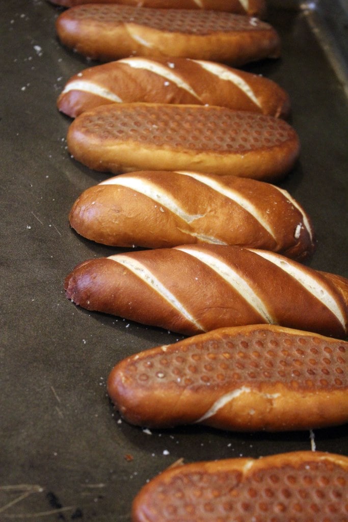 Toast bottoms of bread