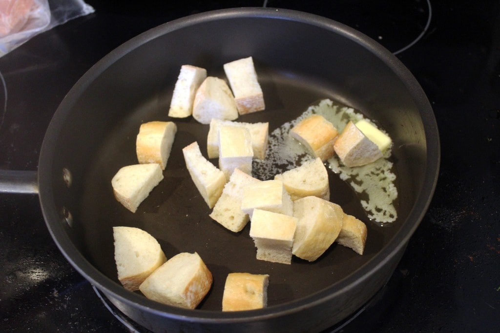 Start croutons in butter