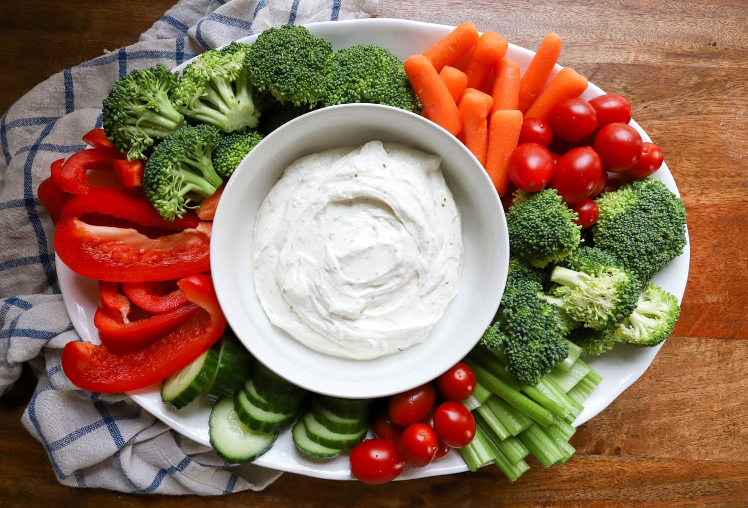 Platter of veggies and ranch dip for dipping.