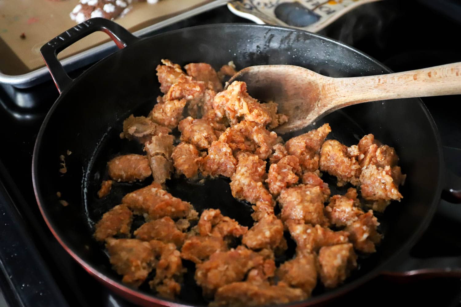skillet of brown crumbly sausage