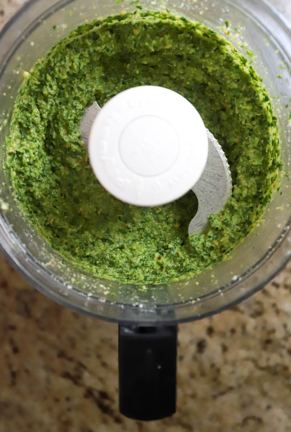 How to make the best walnut kale pesto recipe from funnyloveblog.com