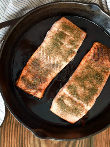 best way to cook salmon cast iron skillet
