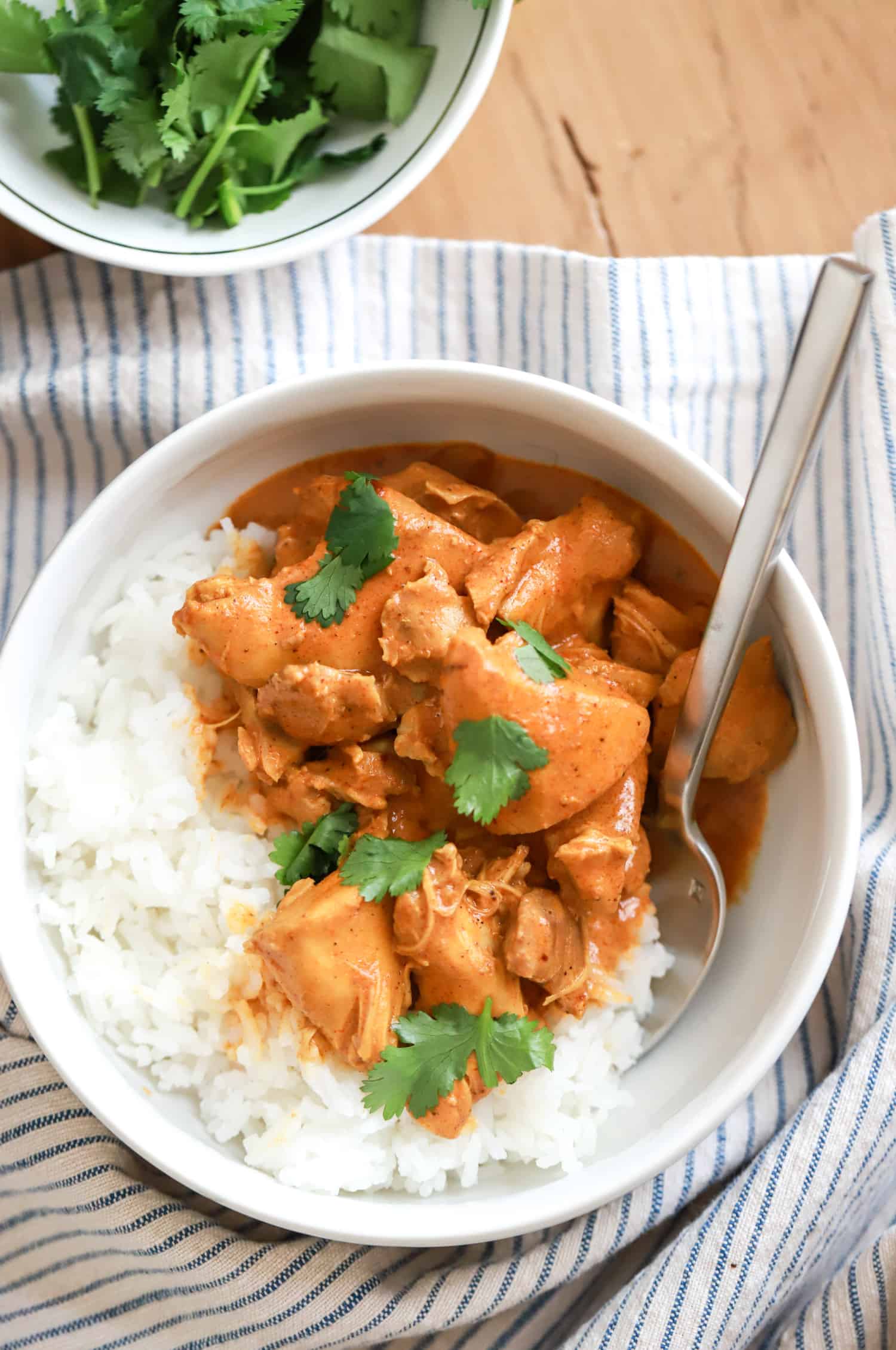 indian butter chicken served with rice