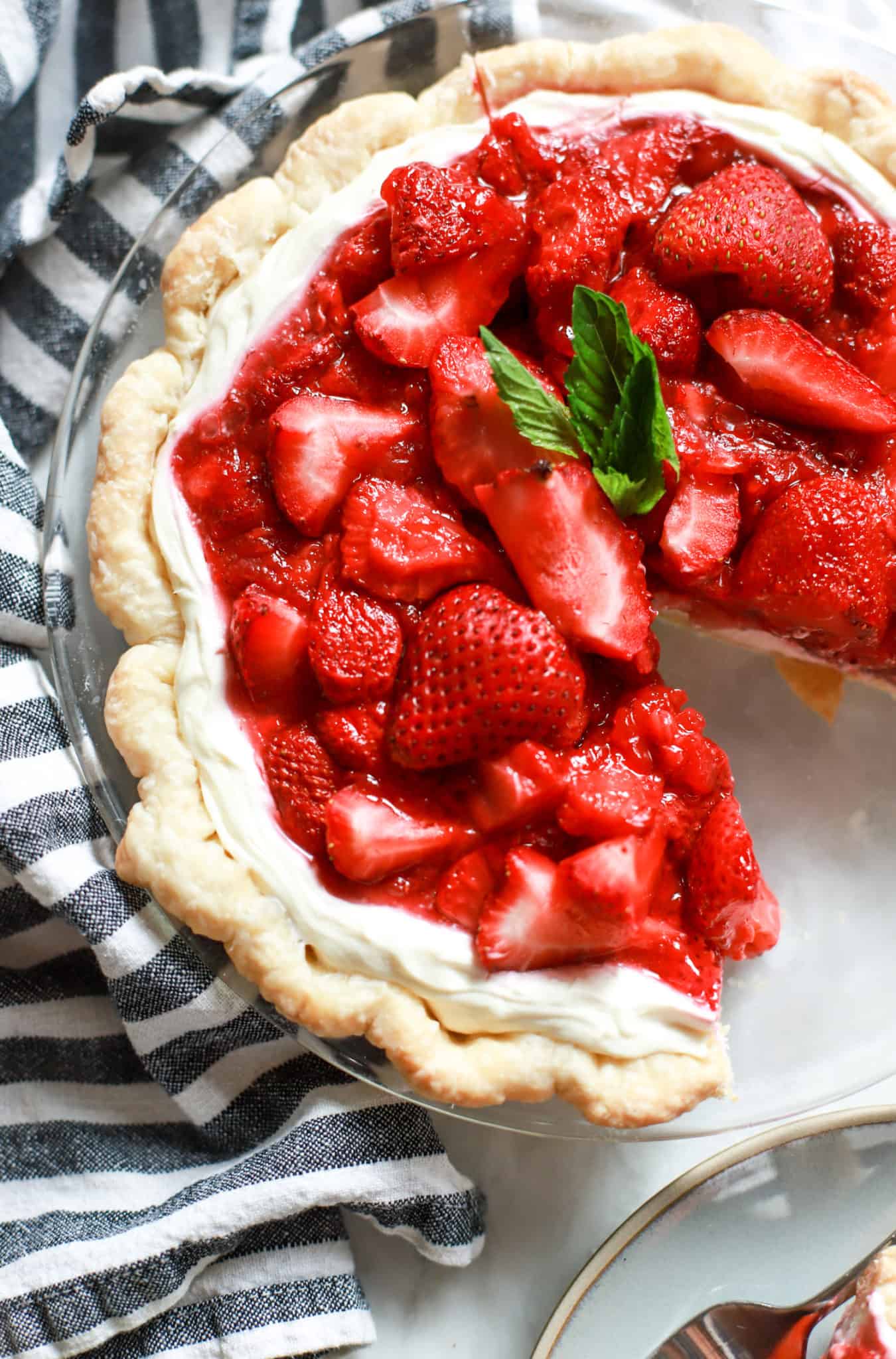 Strawberry Cream Cheese Pie - My Therapist Cooks